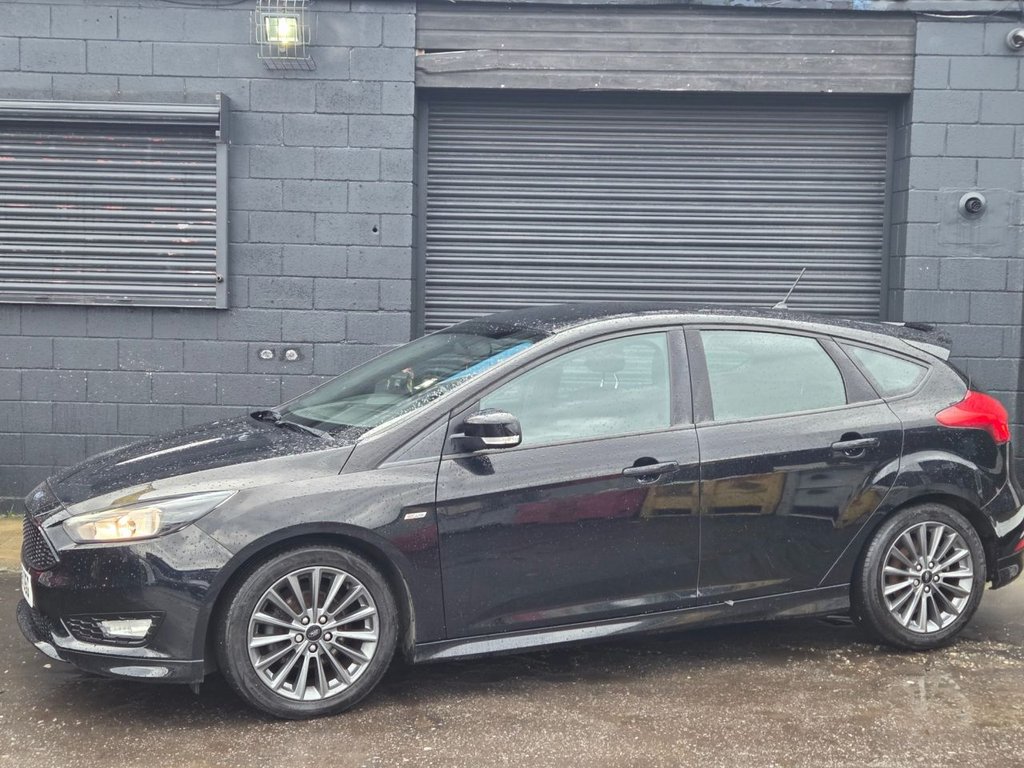 Used Ford Focus 2018 for sale - 76883746: Photo 2