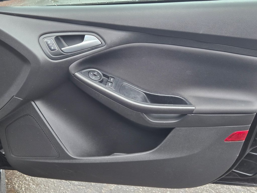 Used Ford Focus 2018 for sale - 76883746: Photo 8
