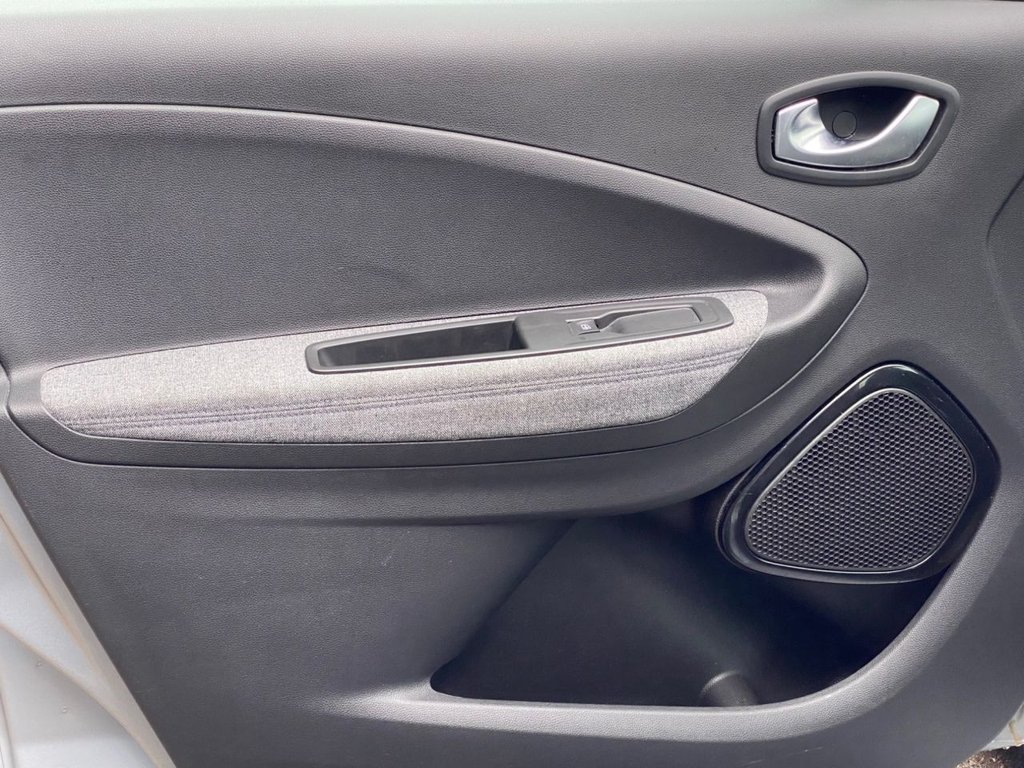 Used Renault Zoe 2020 for sale - 77512504: Photo 18