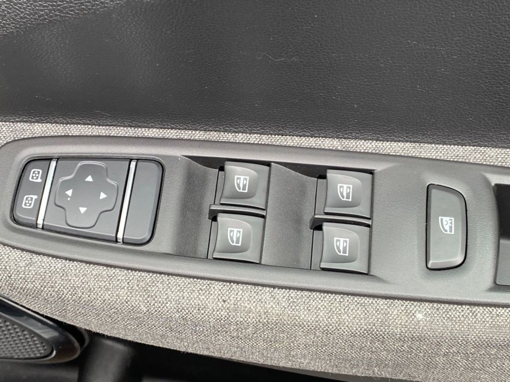 Used Renault Zoe 2020 for sale - 77512504: Photo 9