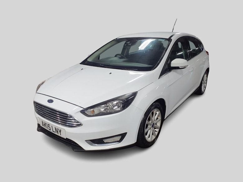 Used Ford Focus 2015 for sale - 77342037: Photo 2