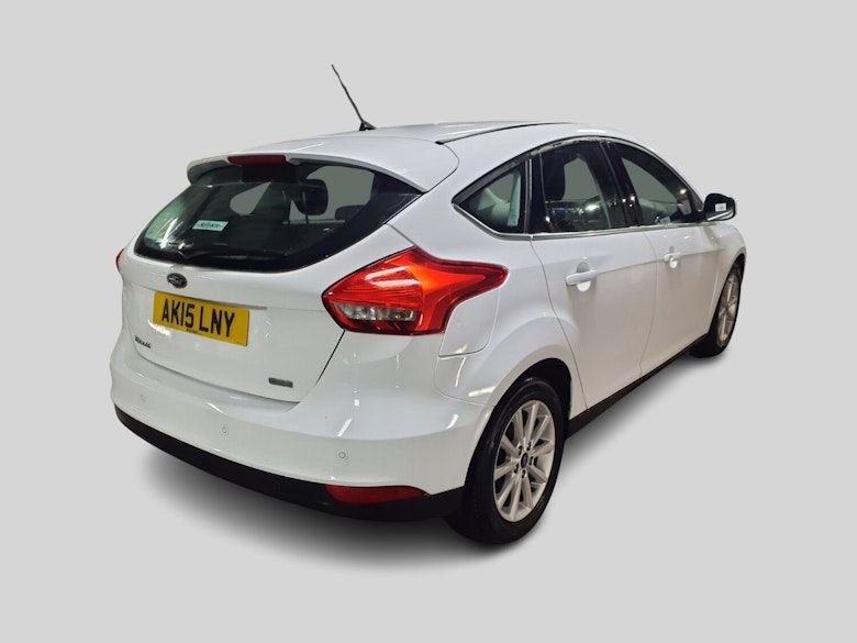 Used Ford Focus 2015 for sale - 77342037: Photo 9