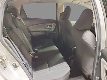 Used Toyota Yaris 2016 for sale - 77356430: Photo