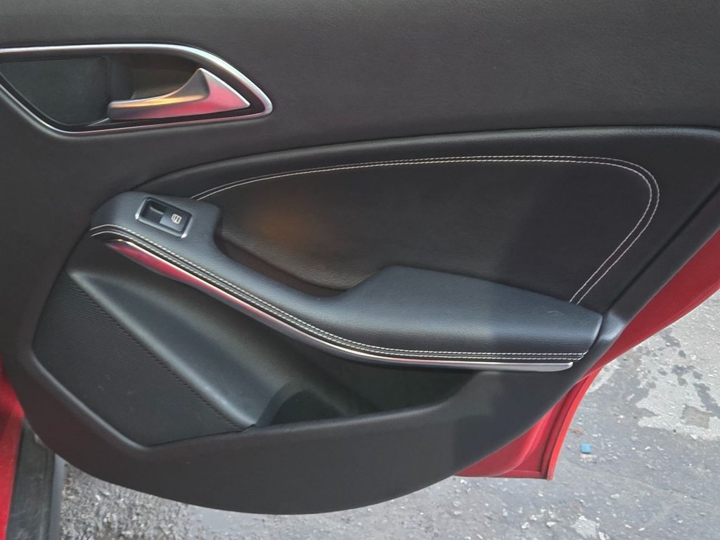 Used Mercedes-Benz GLA 2017 for sale - 76554817: Photo 19