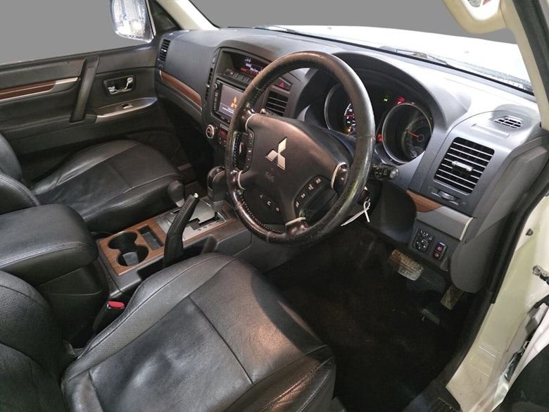 Used Mitsubishi Shogun 2014 for sale - 76888583: Photo 3