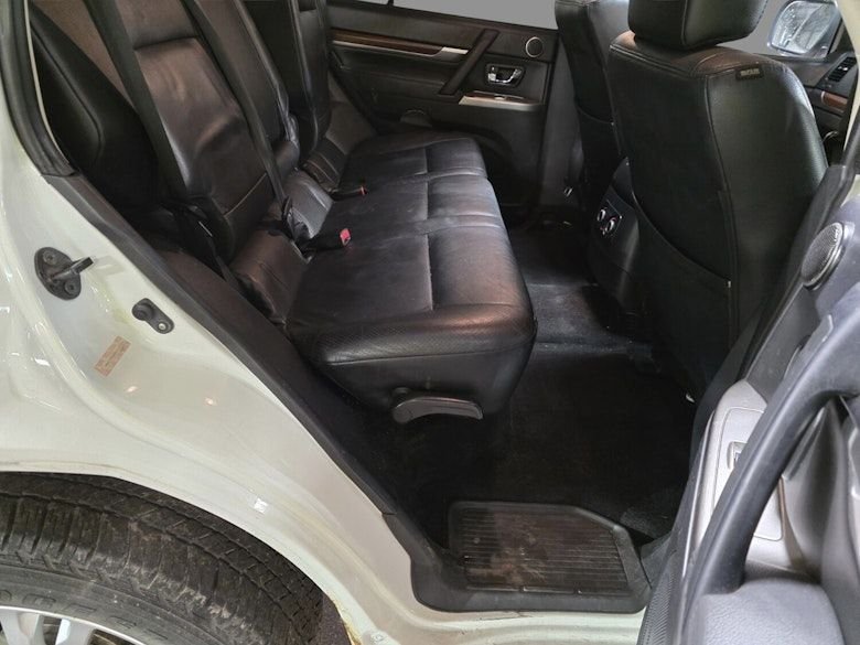 Used Mitsubishi Shogun 2014 for sale - 76888583: Photo 7