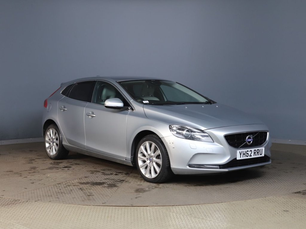 Used Volvo V40 2012 for sale - 76554816: Photo 1