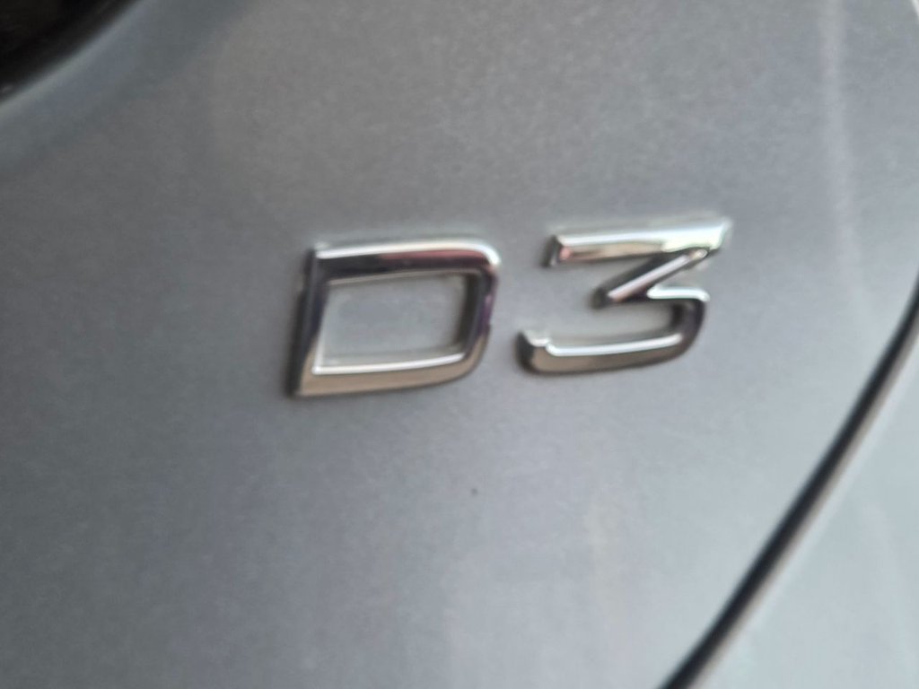 Used Volvo V40 2012 for sale - 76554816: Photo 17