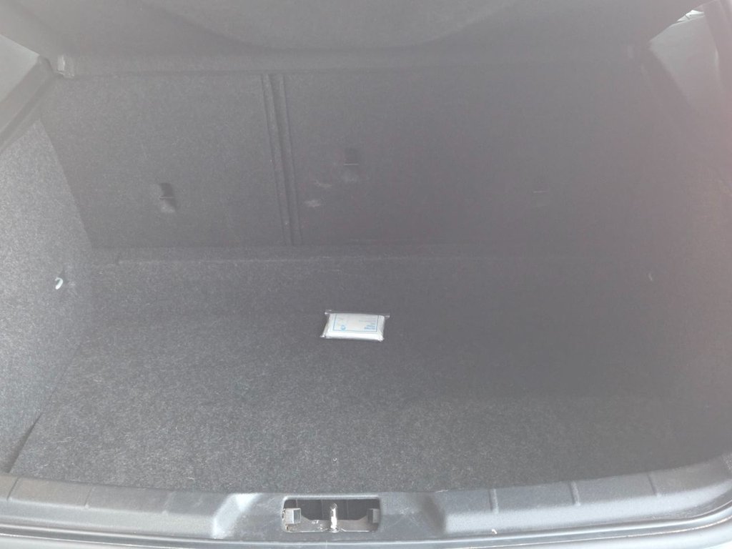 Used Volvo V40 2012 for sale - 76554816: Photo 23