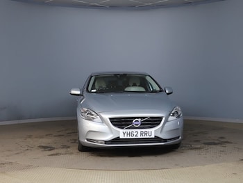 Used Volvo V40 2012 for sale - 76554816: Photo