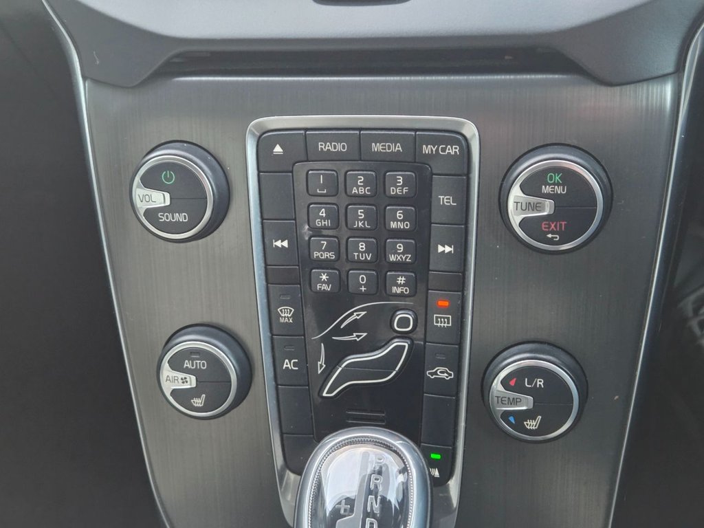 Used Volvo V40 2012 for sale - 76554816: Photo 31