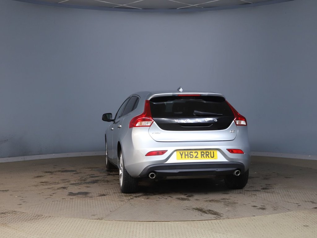 Used Volvo V40 2012 for sale - 76554816: Photo 9