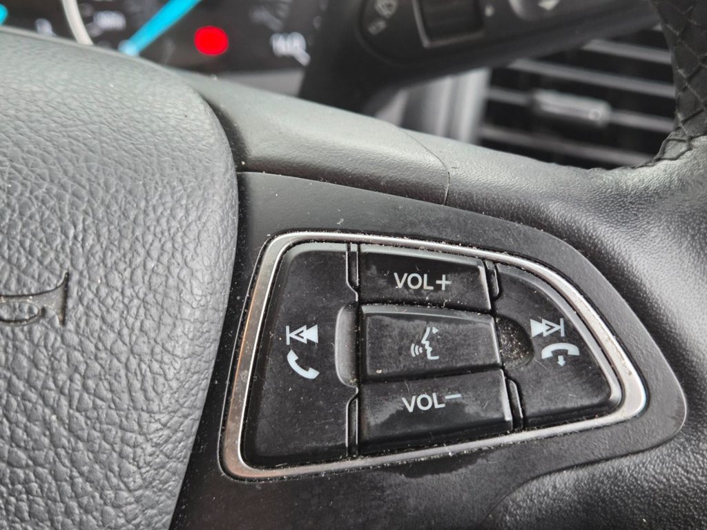 Used Ford Ecosport 2018 for sale - 76783923: Photo 22