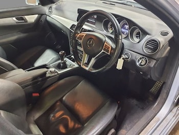 Used Mercedes-Benz C Class 2013 for sale - 77422466: Photo