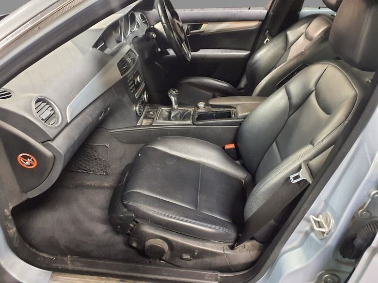 Used Mercedes-Benz C Class 2013 for sale - 77422466: Photo 3