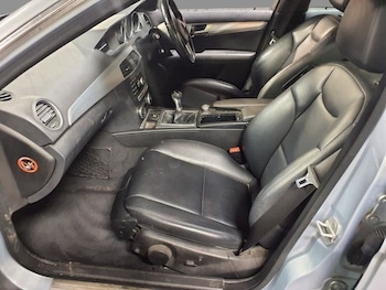 Used Mercedes-Benz C Class 2013 for sale - 77422466: Photo