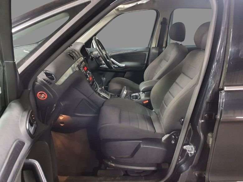 Used Ford S-Max 2015 for sale - 77512511: Photo 4