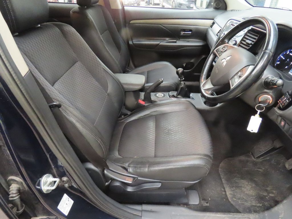 Used Mitsubishi Outlander 2015 for sale - 77920486: Photo 10