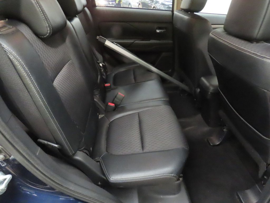 Used Mitsubishi Outlander 2015 for sale - 77920486: Photo 6