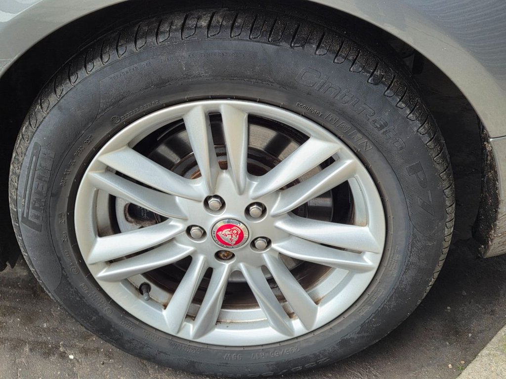 Used Jaguar XF 2014 for sale - 77534241: Photo 40