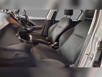 Used Peugeot 208 2018 for sale - 77427849: Photo