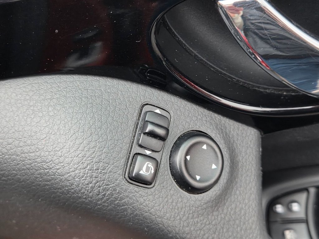 Used Nissan Qashqai 2018 for sale - 77122212: Photo 10