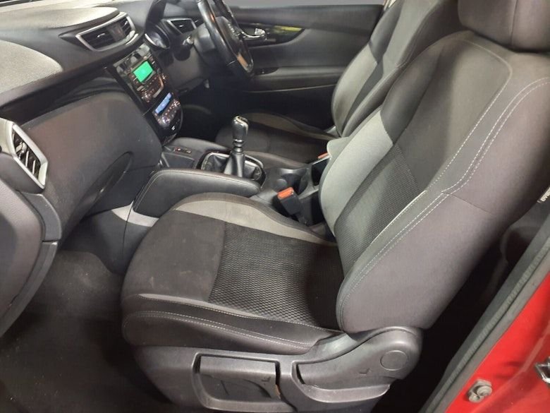 Used Nissan Qashqai 2018 for sale - 77122212: Photo 3