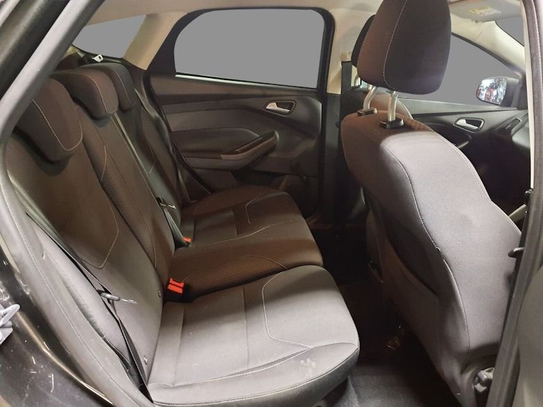 Used Ford Focus 2017 for sale - 77594107: Photo 5