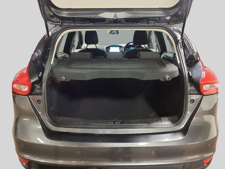 Used Ford Focus 2017 for sale - 77594107: Photo 9