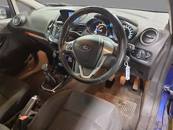 Used Ford Fiesta 2016 for sale - 77427840: Photo