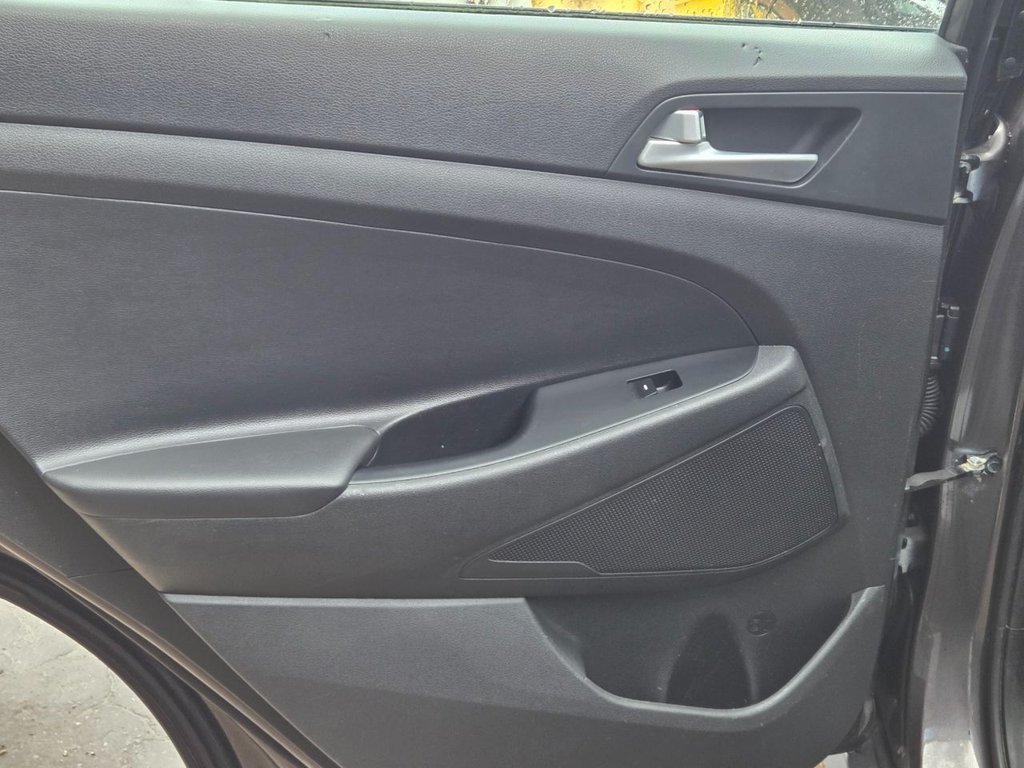 Used Hyundai TUCSON 2016 for sale - 76617881: Photo 16