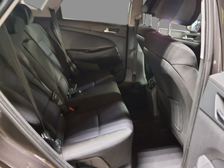 Used Hyundai TUCSON 2016 for sale - 76617881: Photo 8