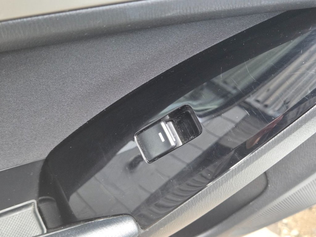 Used Mazda Mazda3 2017 for sale - 76554782: Photo 21