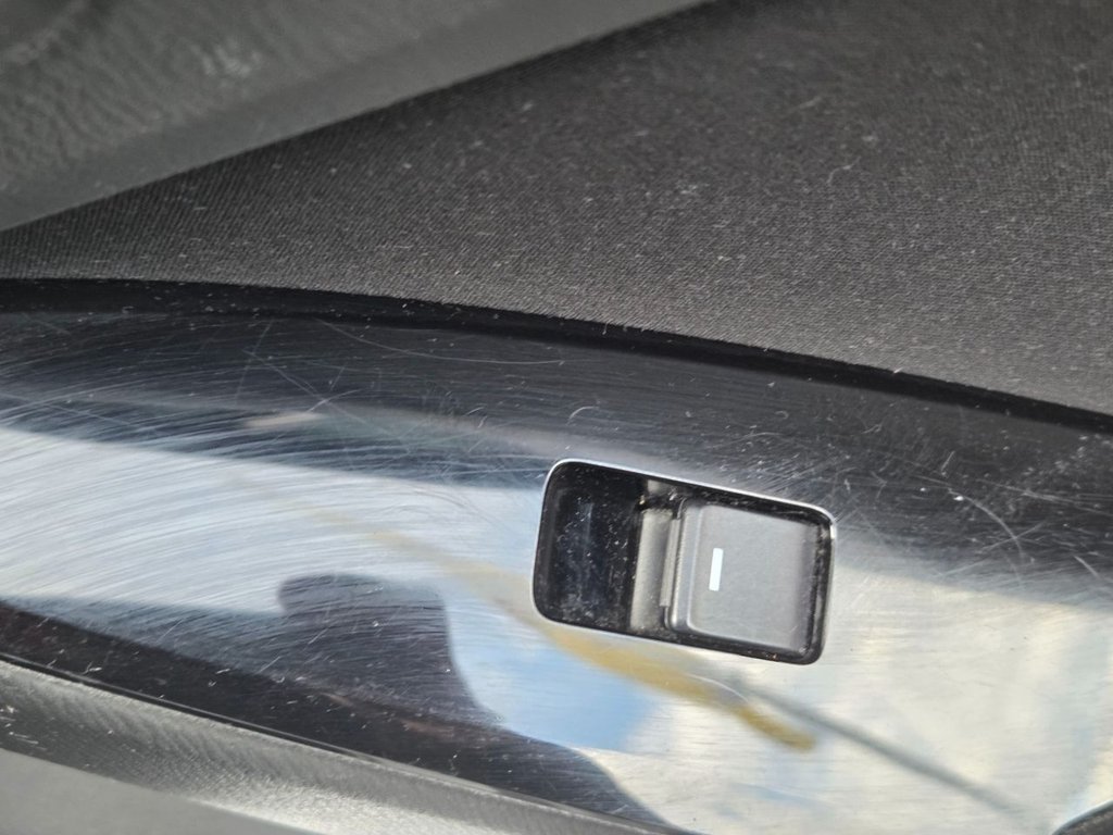 Used Mazda Mazda3 2017 for sale - 76554782: Photo 28