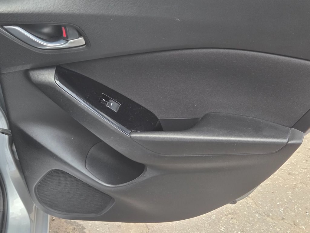 Used Mazda Mazda3 2017 for sale - 76554782: Photo 31