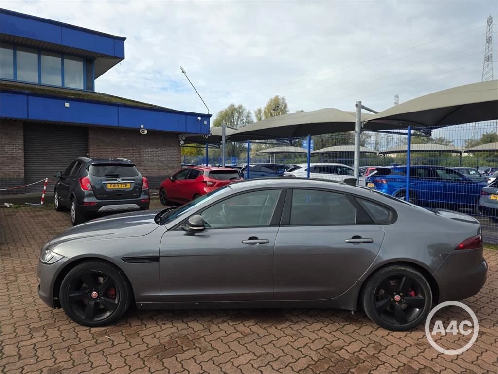 Used Jaguar XF 2016 for sale - 76554779: Photo 3