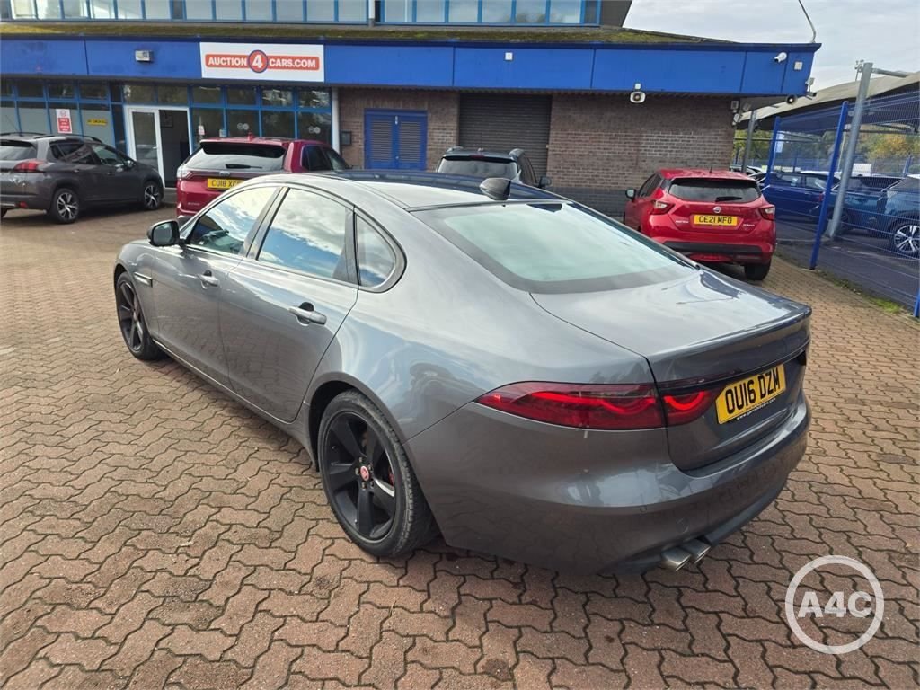 Used Jaguar XF 2016 for sale - 76554779: Photo 4
