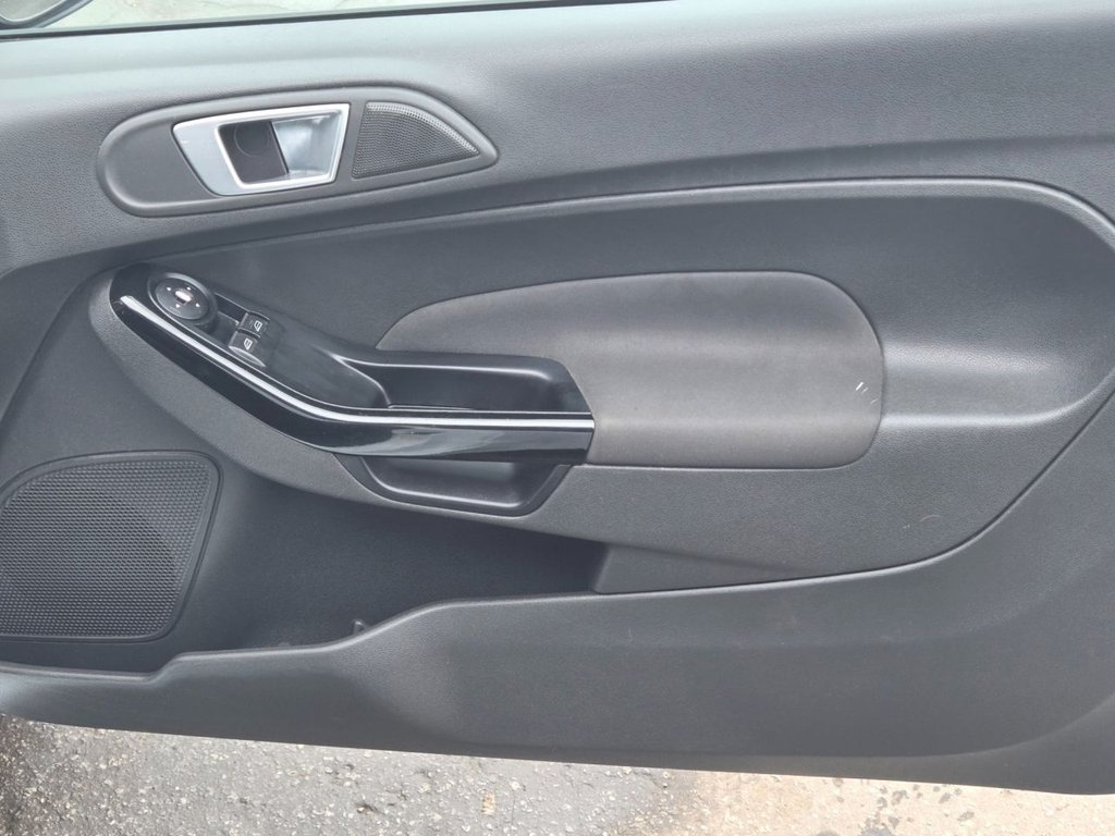 Used Ford Fiesta 2014 for sale - 76554801: Photo 11