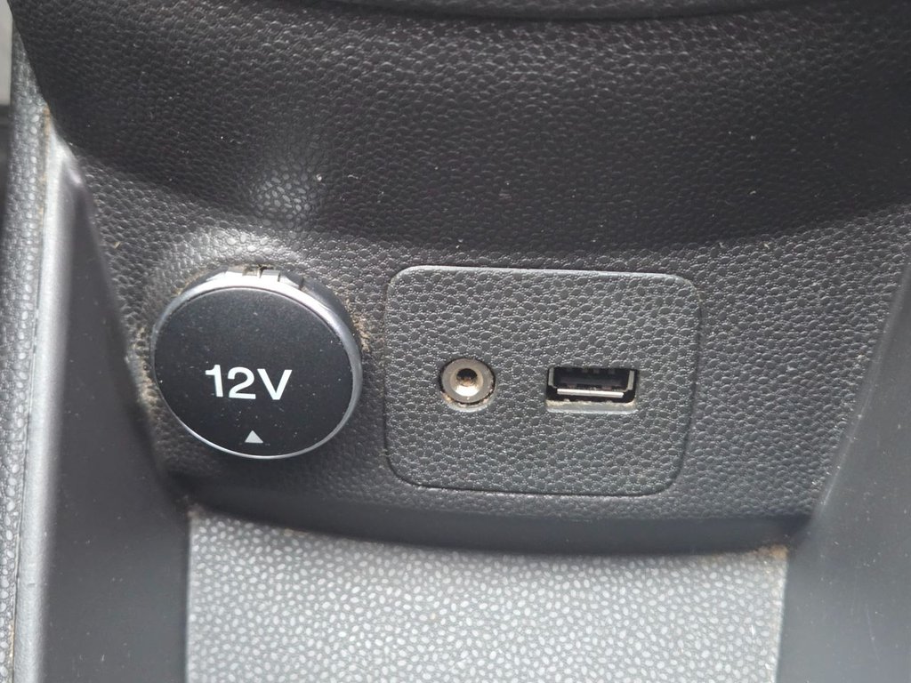 Used Ford Fiesta 2014 for sale - 76554801: Photo 28