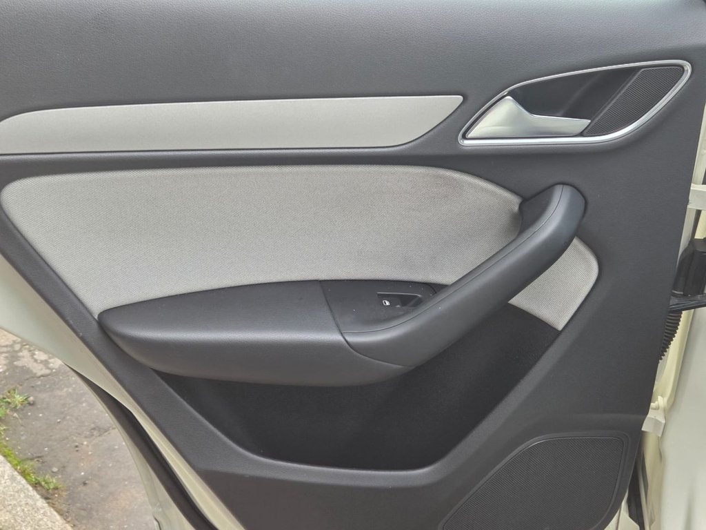 Used Audi Q3 2012 for sale - 76554789: Photo 15