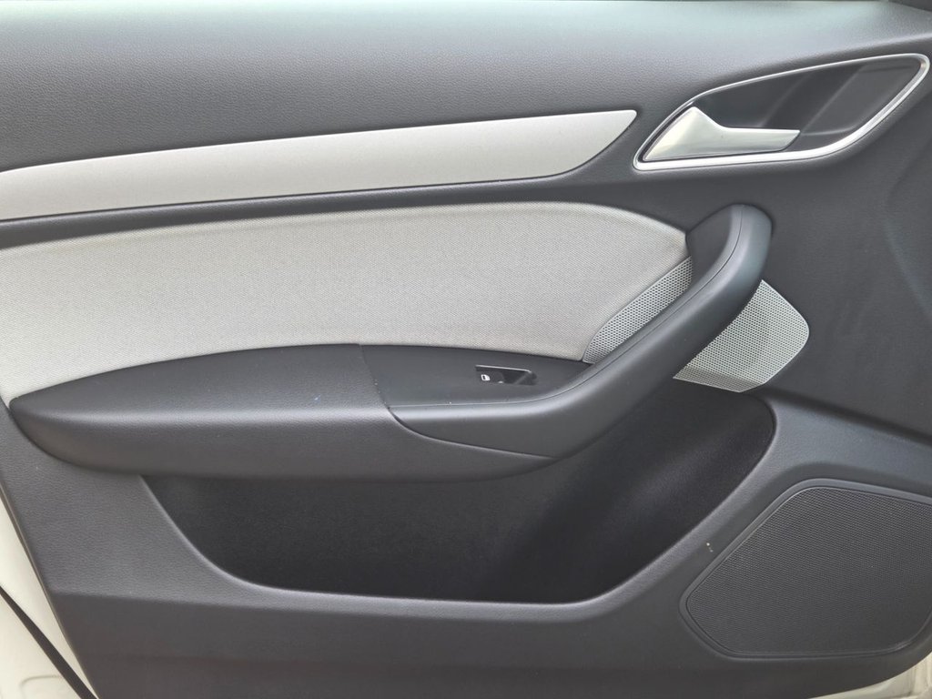 Used Audi Q3 2012 for sale - 76554789: Photo 18