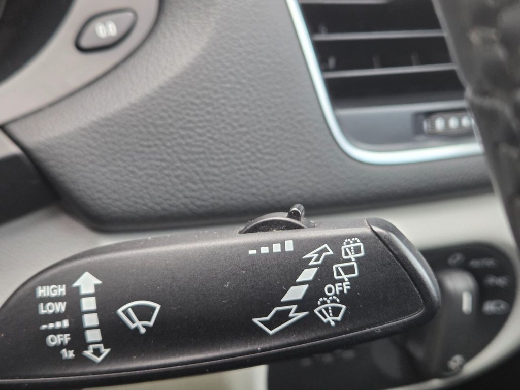 Used Audi Q3 2012 for sale - 76554789: Photo 28