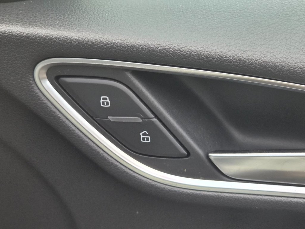 Used Audi Q3 2012 for sale - 76554789: Photo 9