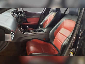 Used Jaguar XE 2016 for sale - 78002996: Photo