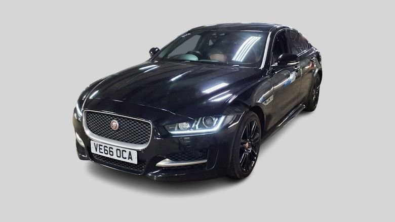 Used Jaguar XE 2016 for sale - 78002996: Photo 3
