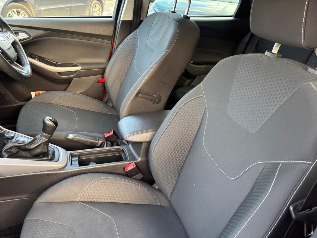 Used Ford Focus 2016 for sale - 76590894: Photo 10