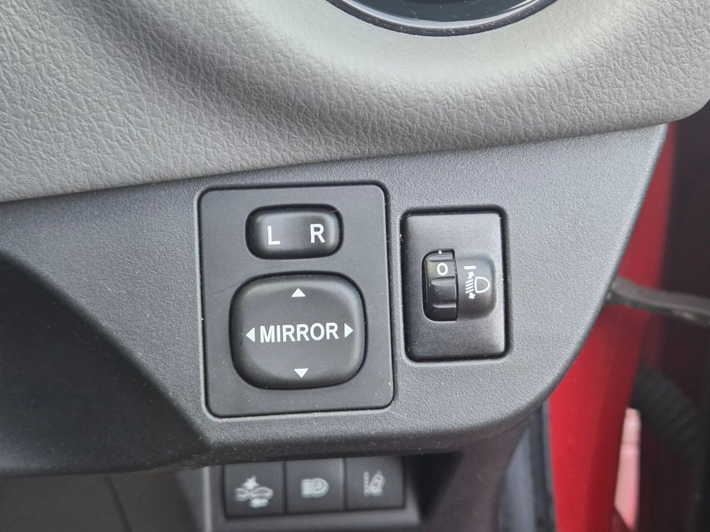 Used Toyota Yaris 2018 for sale - 77655400: Photo 20