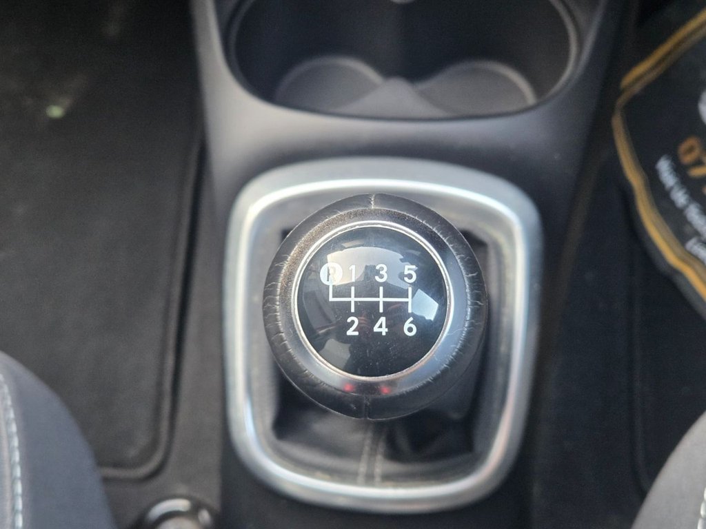 Used Toyota Yaris 2018 for sale - 77655400: Photo 32