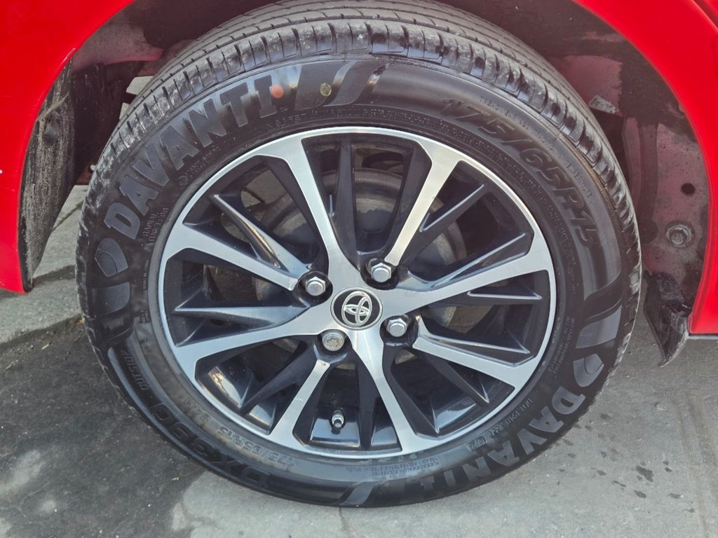 Used Toyota Yaris 2018 for sale - 77655400: Photo 36