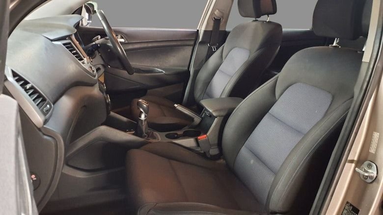 Used Hyundai TUCSON 2016 for sale - 76617741: Photo 3